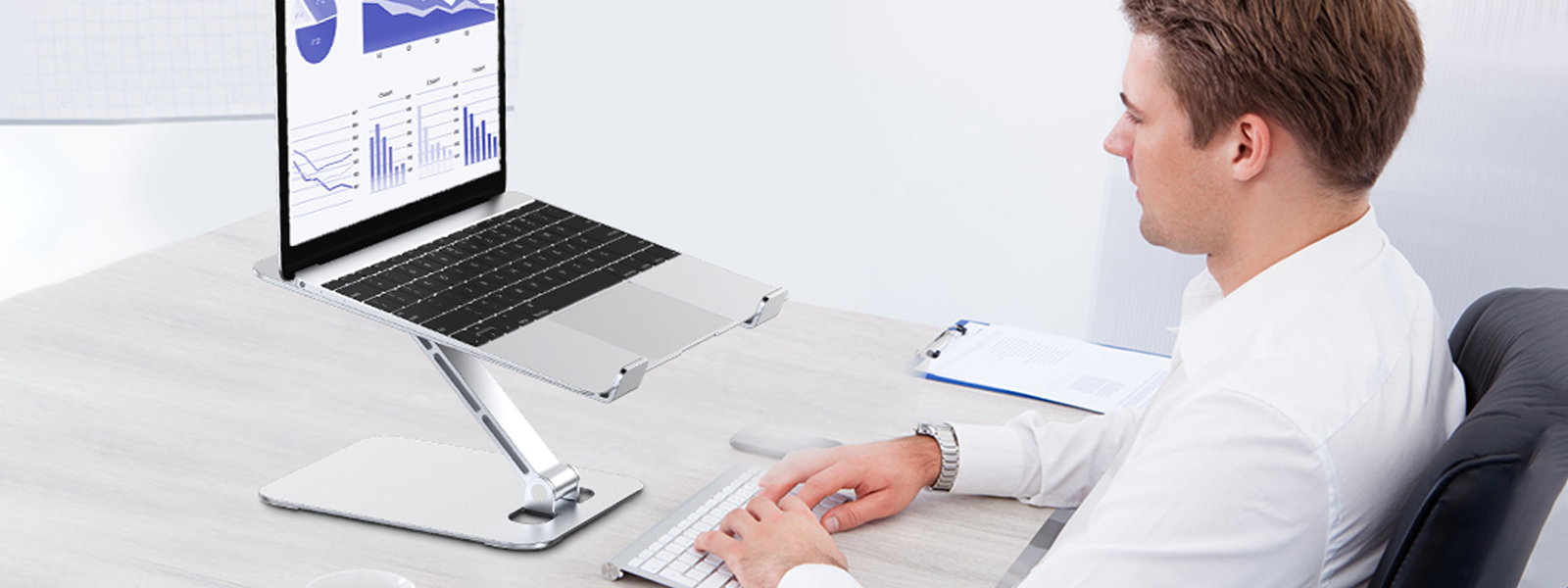 ¿Qué es un soporte ergonómico portátil para laptop?