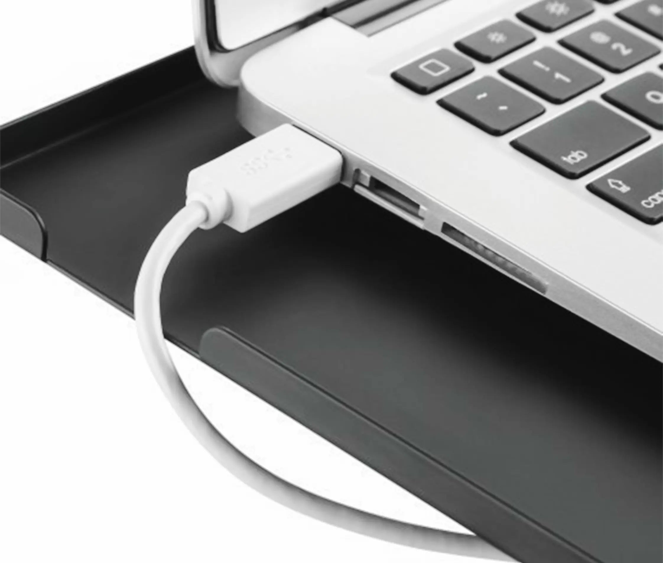 Pedestal Trípode para Laptop / Altura regulable 108~178 cm