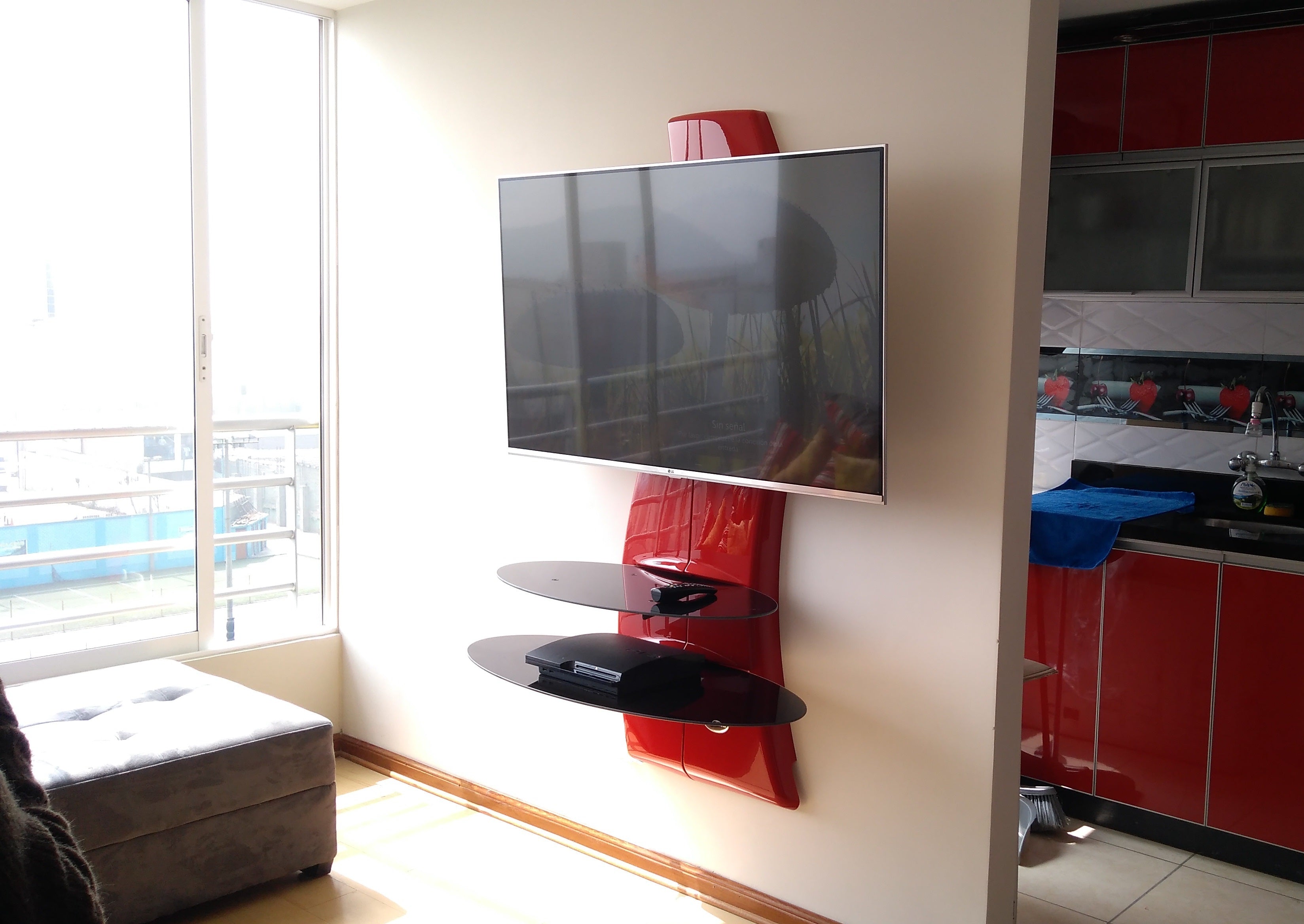 Mueble Flotante para TV 32 a 65 Pulg / VESA Max 600x400mm / Carga 20 kg