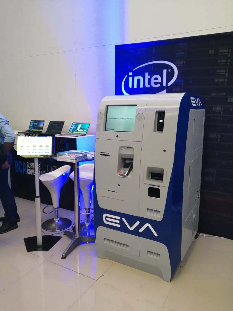 Pedestal para Monitor táctil 13 a 21 Pulg / VESA Max 100x100mm / Carga 10 kg