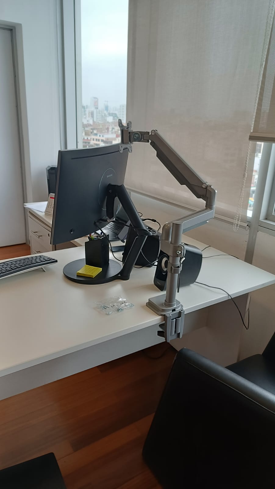 Rack Soporte de Escritorio con Gas Spring para Monitor Apple iMac 24" M1 Chip