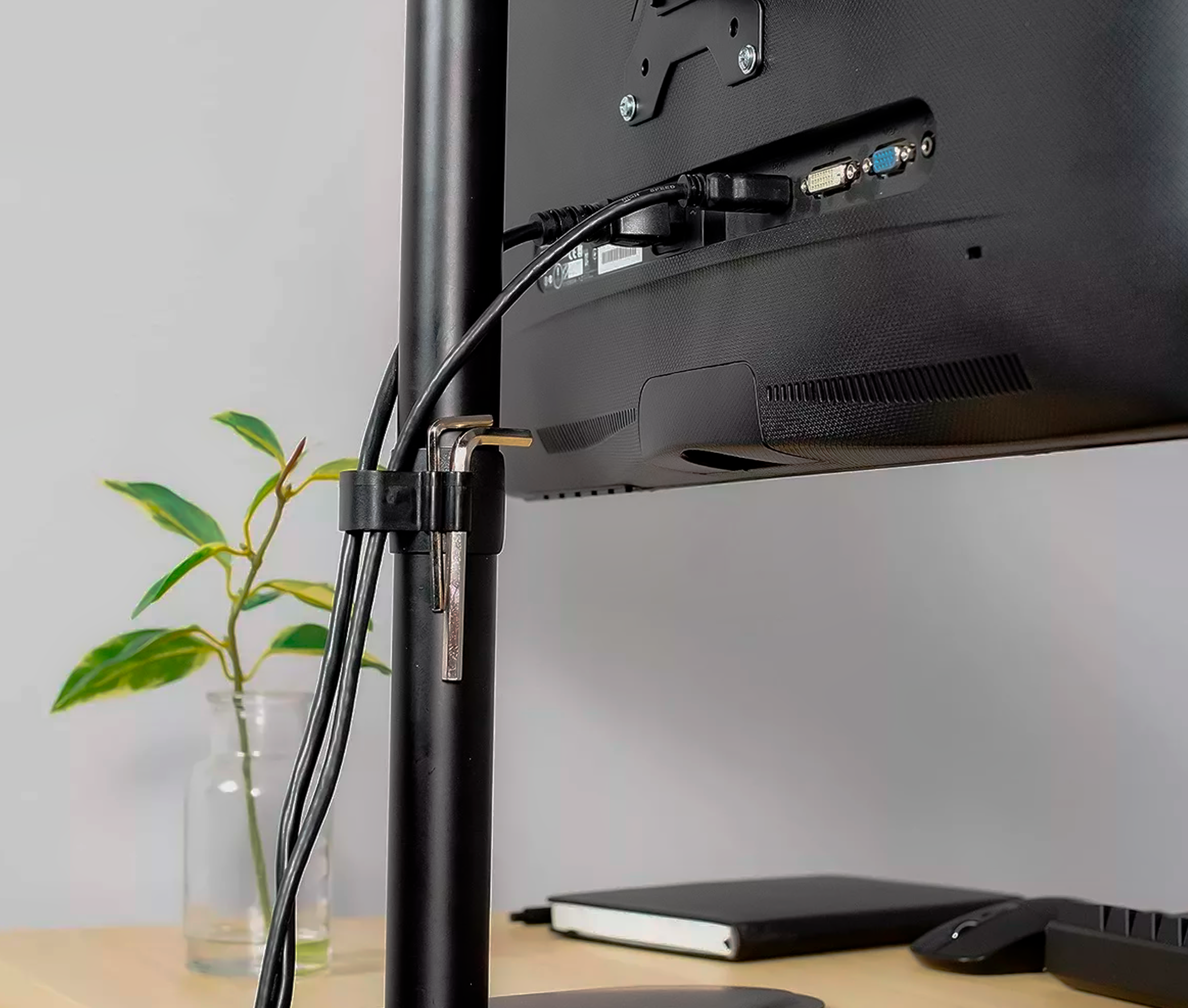 Rack Soporte con Base para Monitor 17 a 32 pulg