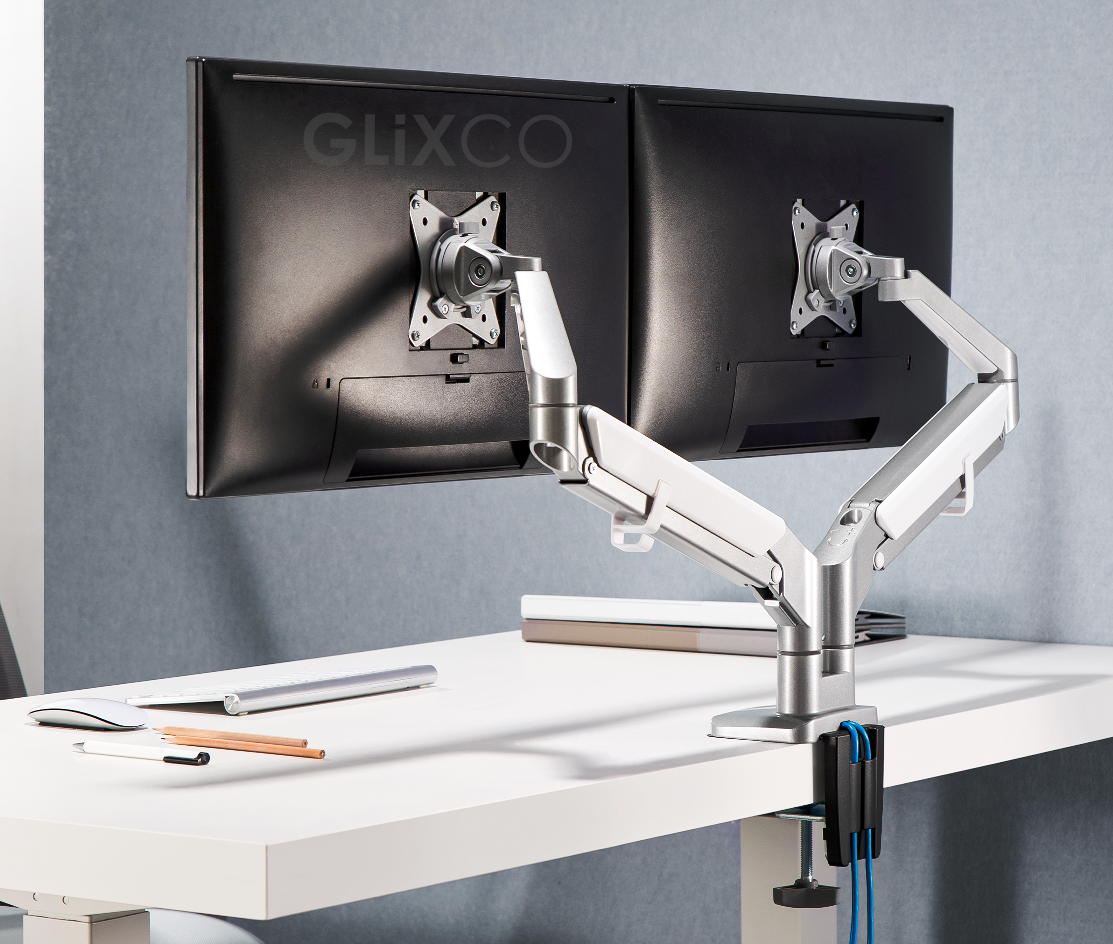 Rack Soporte Doble Brazo Corto para 2 Monitores 17 a 32 Pulg / Puertos USB 3.0 / Diseño Premium