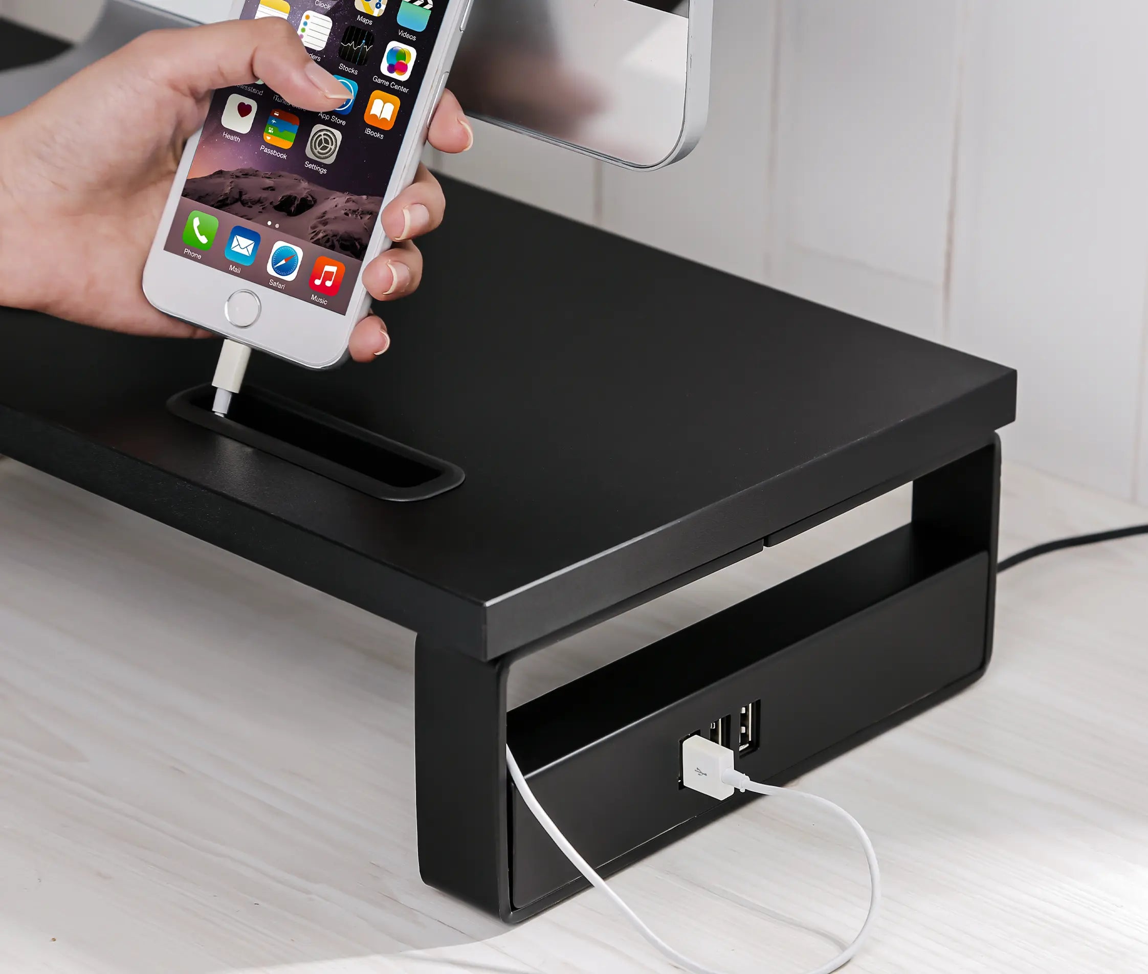 Base Sobre Mesa con Puerto USB para Monitor 13-32 Pulg