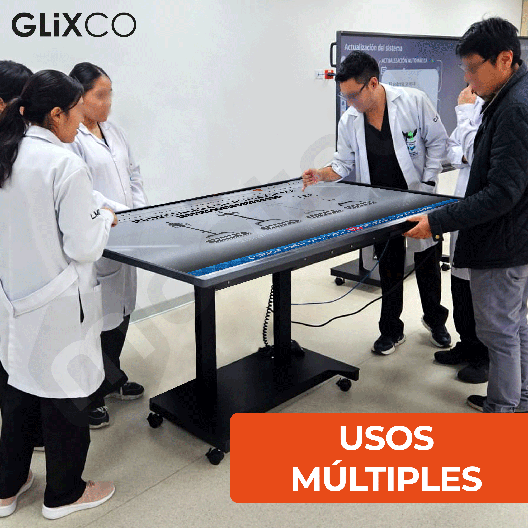 Pedestal Eléctrico Motorizado con Ruedas para TV Pantalla Interactiva 52 a 84 Pulg / VESA Max 900x600mm / Carga 100 kg