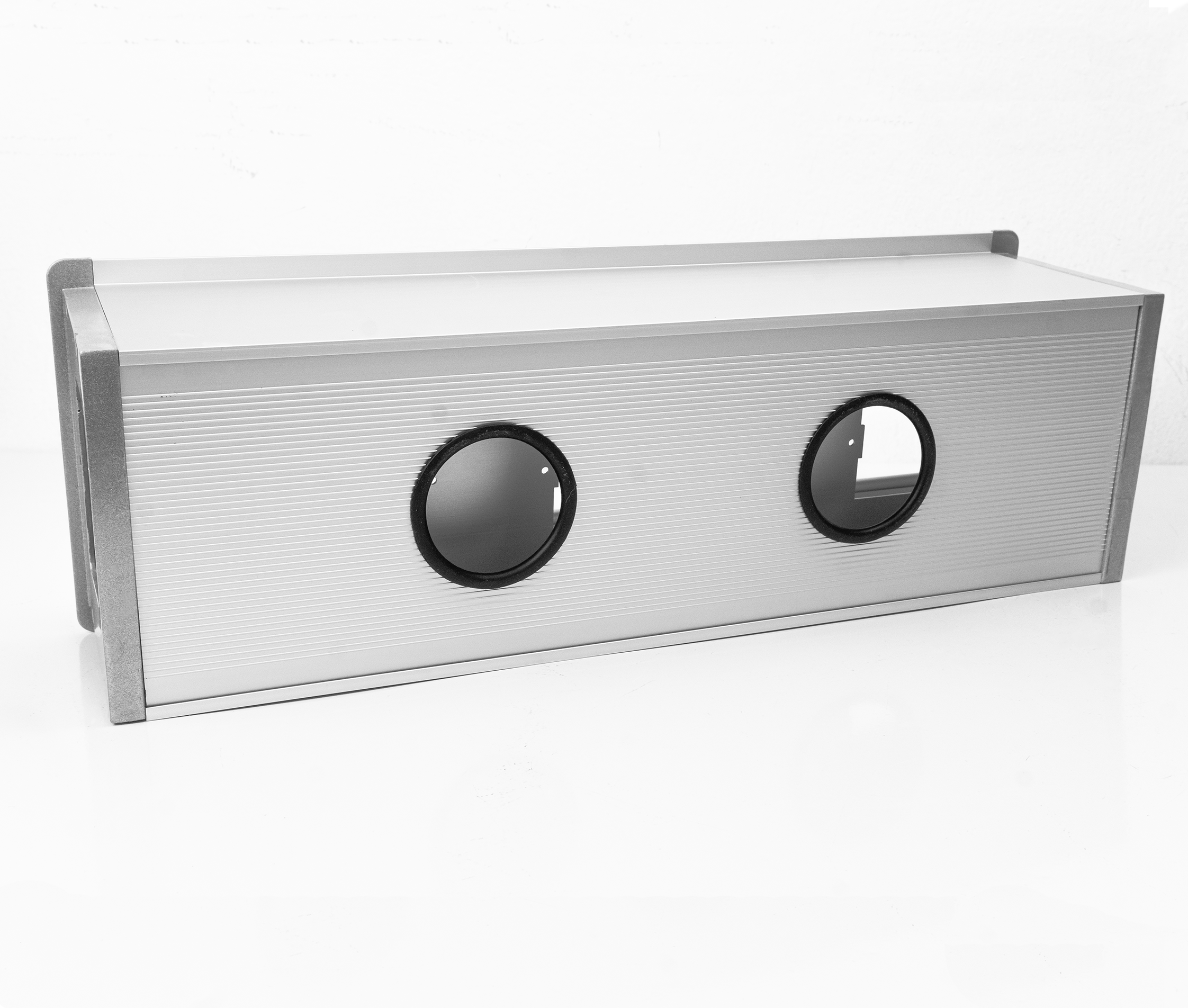 Caja de Conexion Triple con Tapa cables de Aluminio (Largo. 40 x Anch. 13.6 cm)