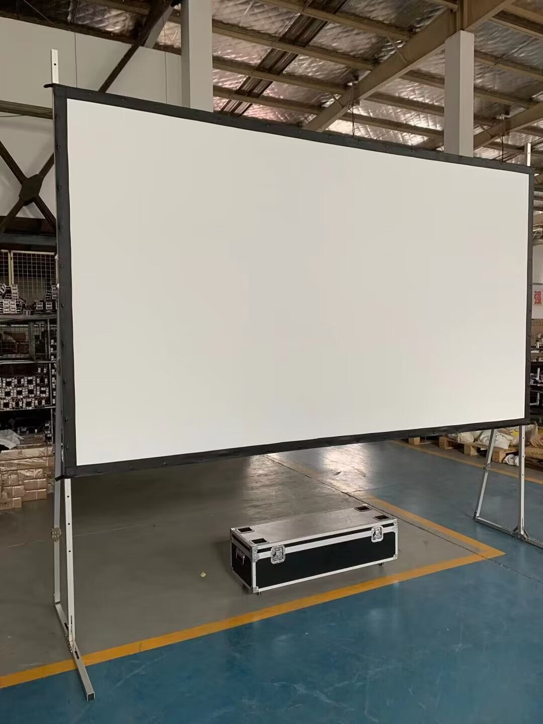 Ecran Fast Fold 200 Pulg (4:3) 4.06x3.05 m / Proyección Fronta