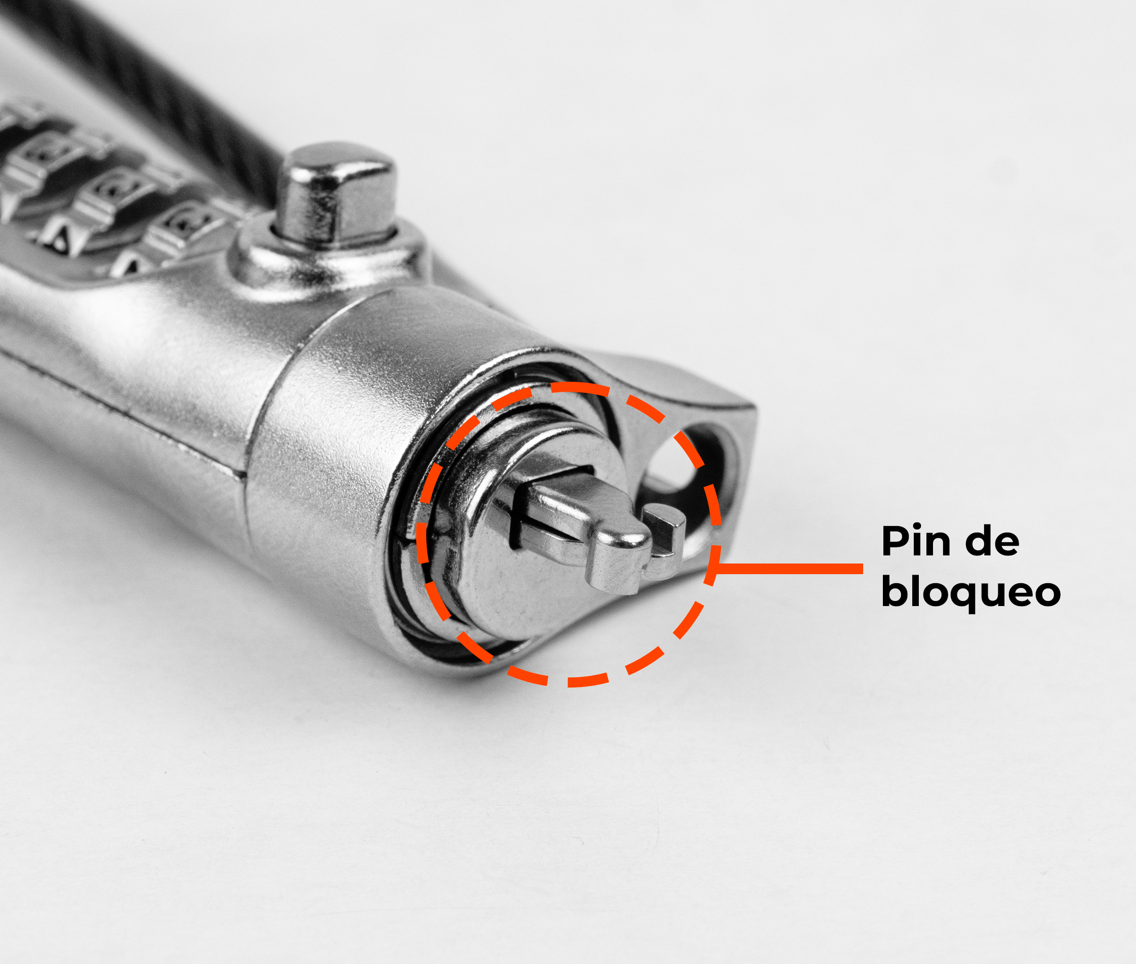 Cable de Seguridad para Laptop con Clave 4 dígitos / 2 Mt / Ranura Universal 3 en 1 / Cabezales intercambiables