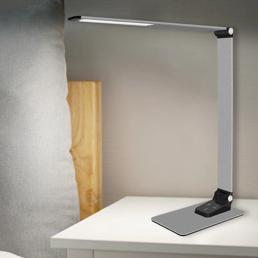 Lámpara Led Touch de Escritorio de Aluminio con Puerto USB - Plateado