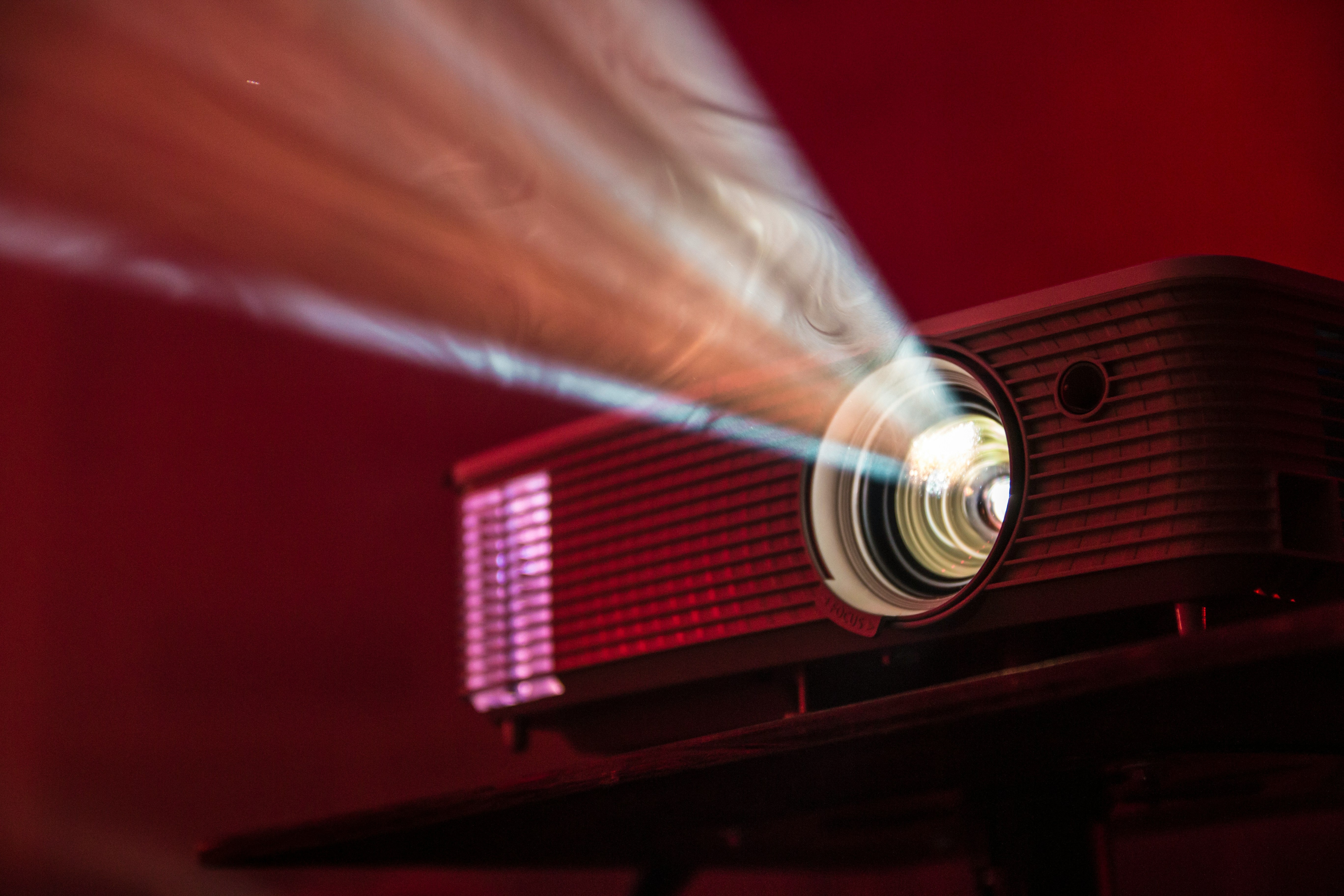¿Cómo elegir el proyector ideal?