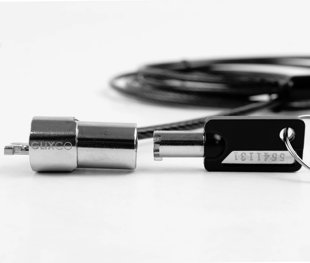 Cable de Seguridad para Laptop con LLave Codificada / 2 Mt / Ranura Standard Kensington