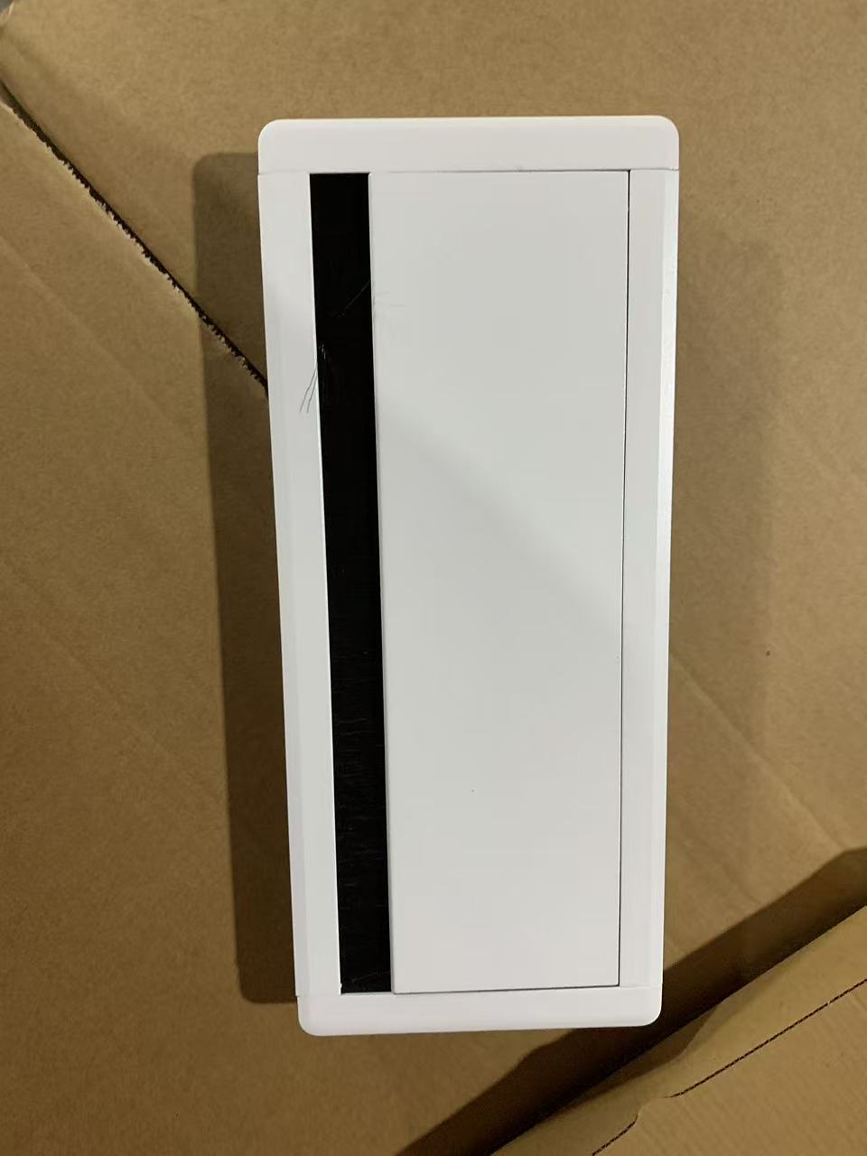 Tapa Pasacables de Aluminio con Cierre Lento (Largo 30 x  Anch 12.7 cm)