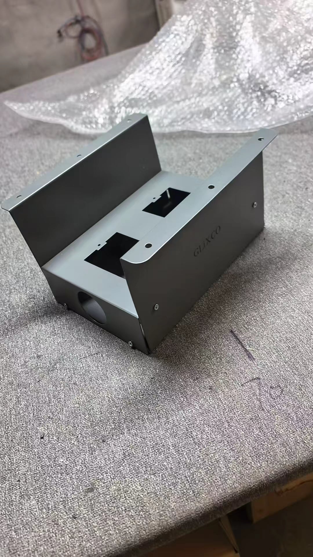 Caja de Conexion Metalico sin Tapa para 2 o 3  Modulos