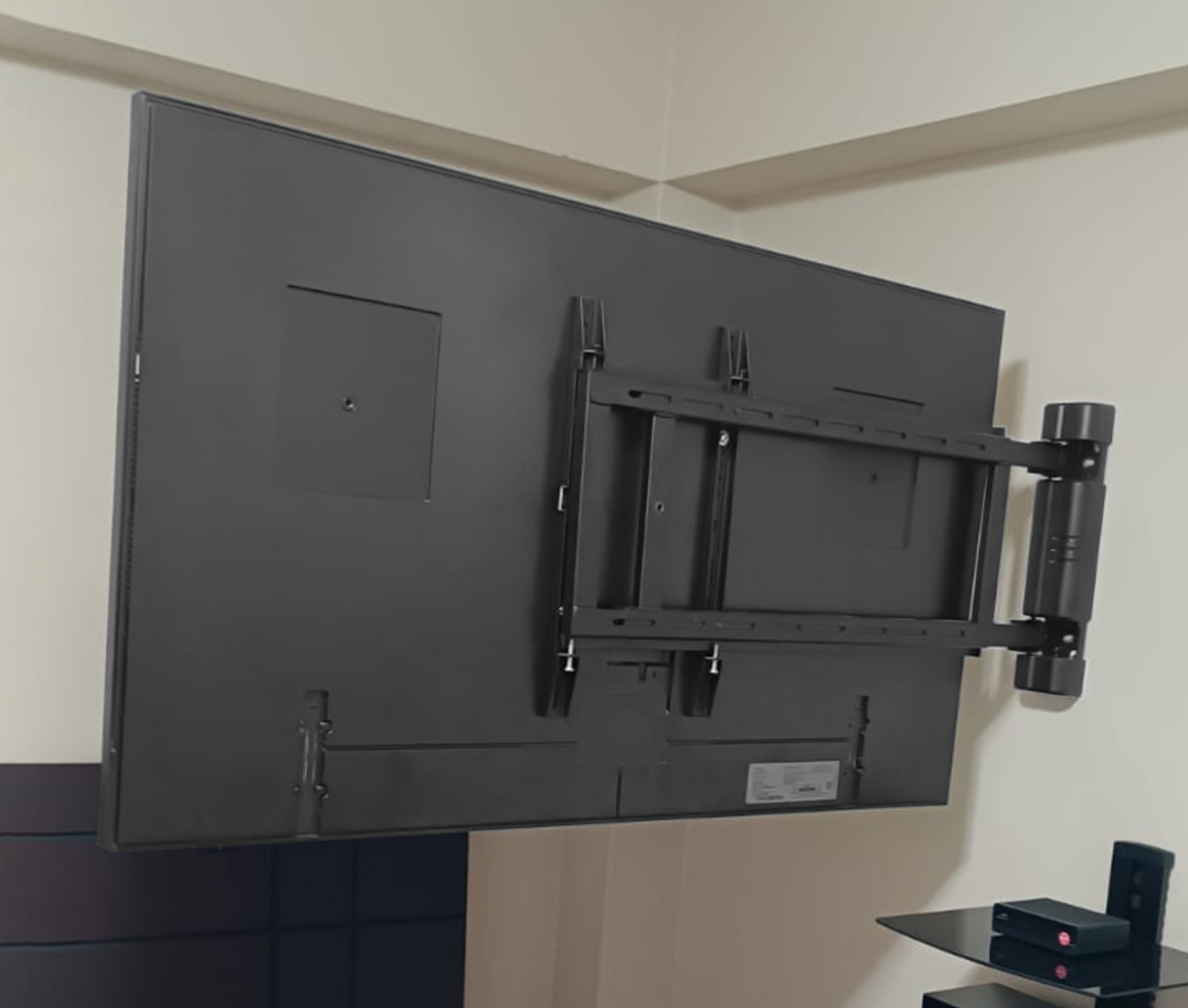 Rack Giratorio Tv 32 a 75 Pulg - Brazo Extra Largo 122 cm - VESA Max 600x400mm - Giro 180°