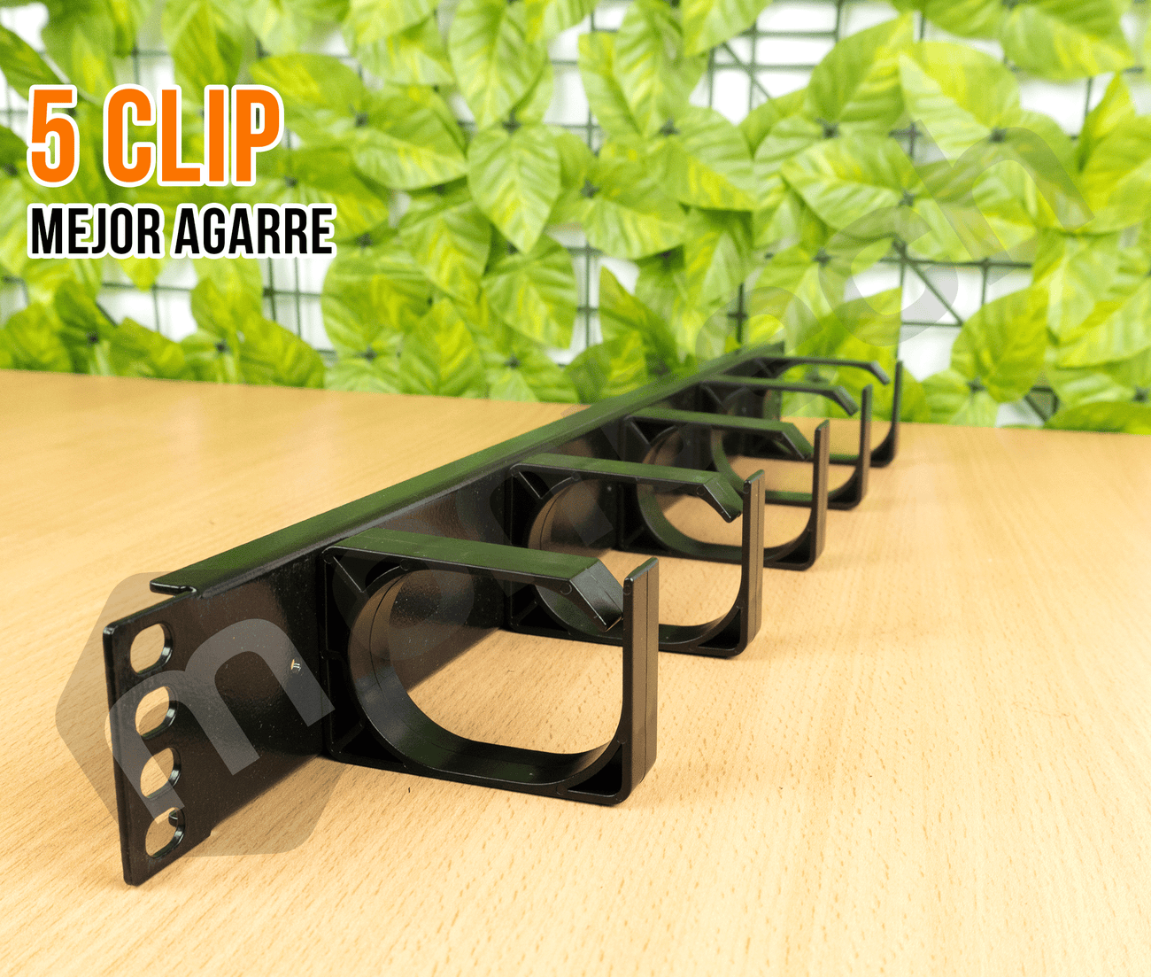Organizador de cables de plástico / 1RU / 5 clips / 47 cm