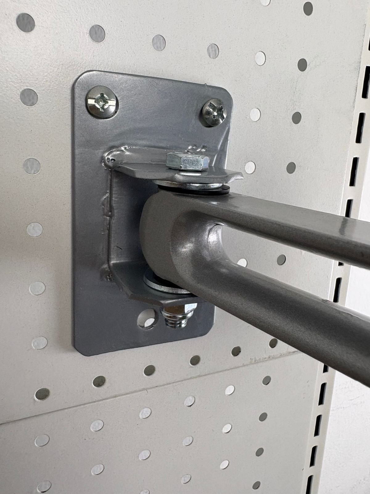 Rack Soporte Giratorio de Pared para Monitor 13 a 32 Pulg