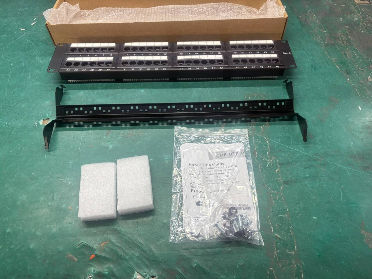 PATCH PANEL DE 48 PUERTOS RJ-45 CAT 6